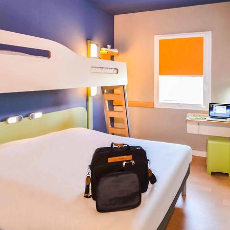 Ibis Budget Porte de Camargue Saint-Martin-de-Crau Extérieur photo